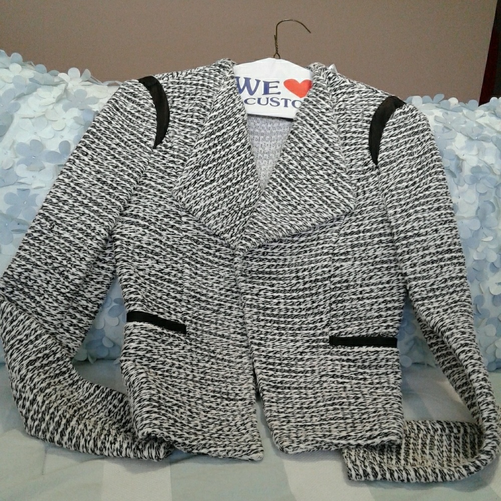 Blazer with leather trim